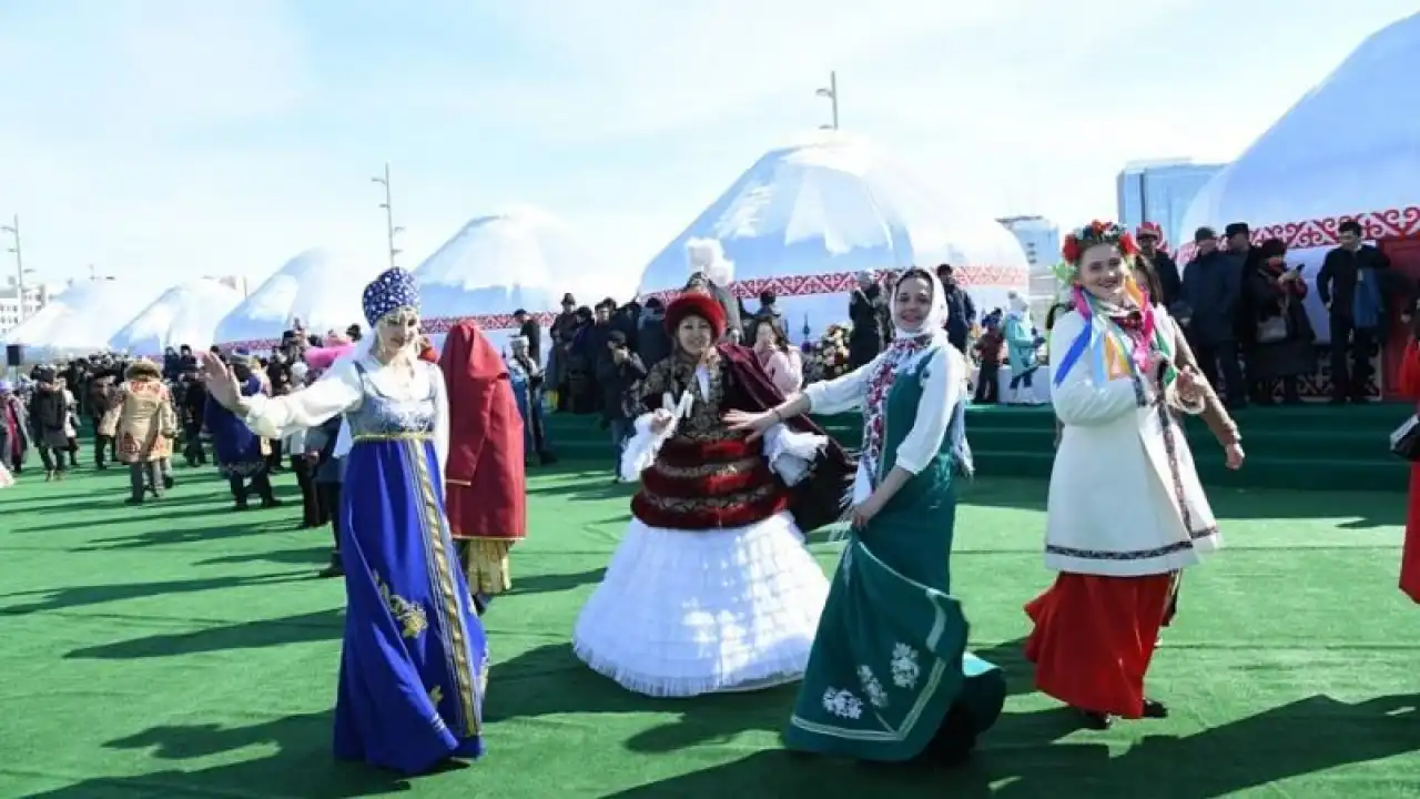 Можно ли примирить сторонников «своих» и «чужих» праздников?