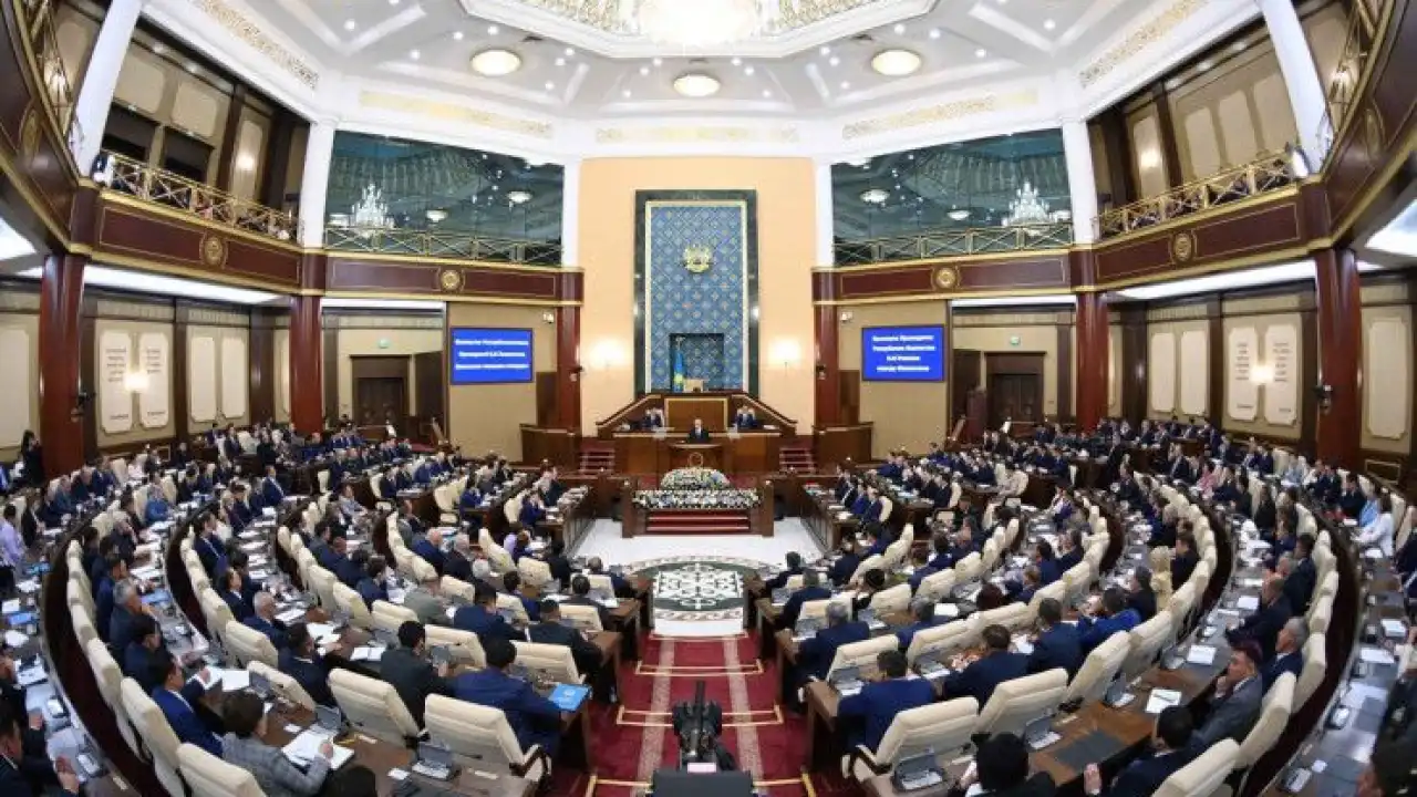Почему идея выборов в парламент РК только по партийным спискам вызвала неприятие?