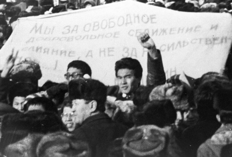 Желтоксан-1986: мифов, «героев» и «великомучеников» становится все больше…