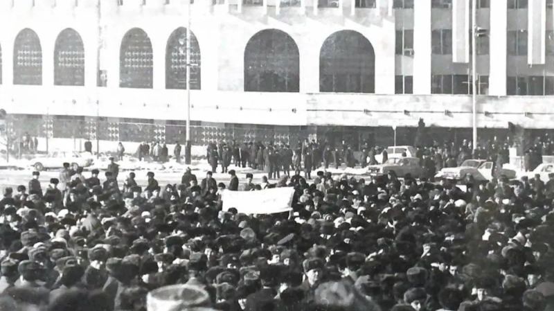 Желтоксан-1986: мифов, «героев» и «великомучеников» становится все больше…