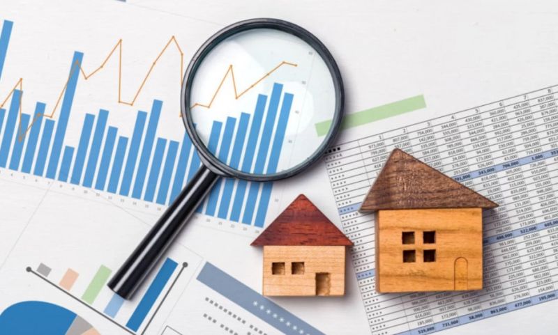 Почему экономика Казахстана в кризисе, и как это скажется на стоимости жилья?